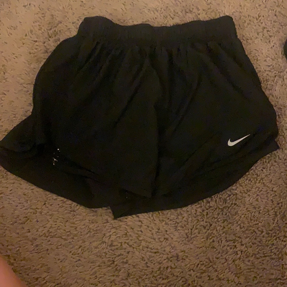 women’s nike dry fit shorts